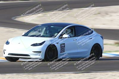 media/Nov-08-2025-Speed Ventures (Sat) [[1c7a6332f5]]/TC A/Session 1 (Turn 3)/